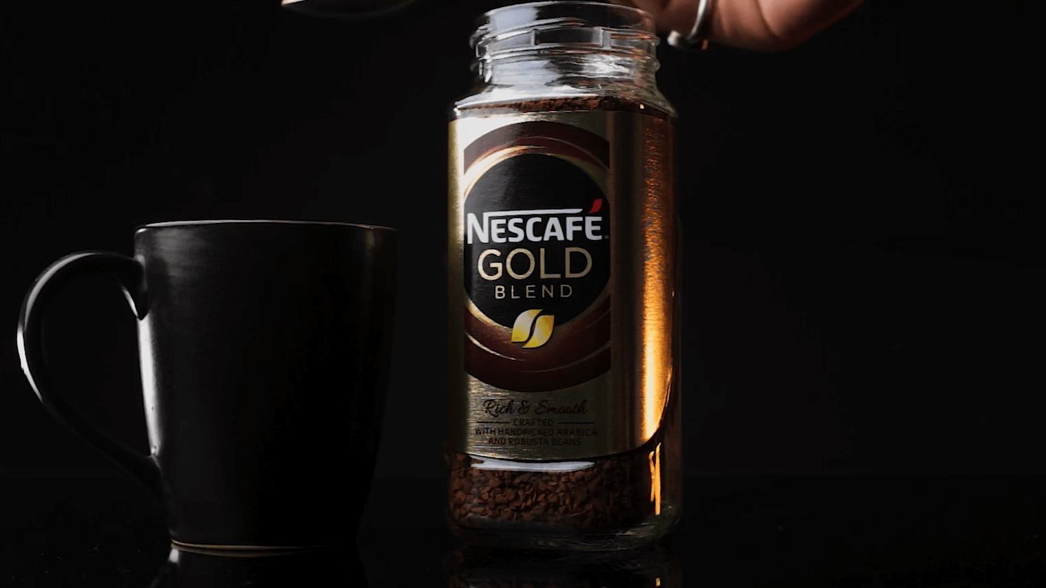 Nescafe Gold - Smell the coffee